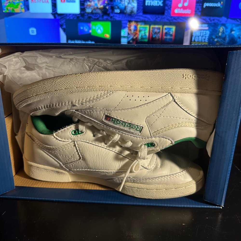 Reebok White and Green Sneakers